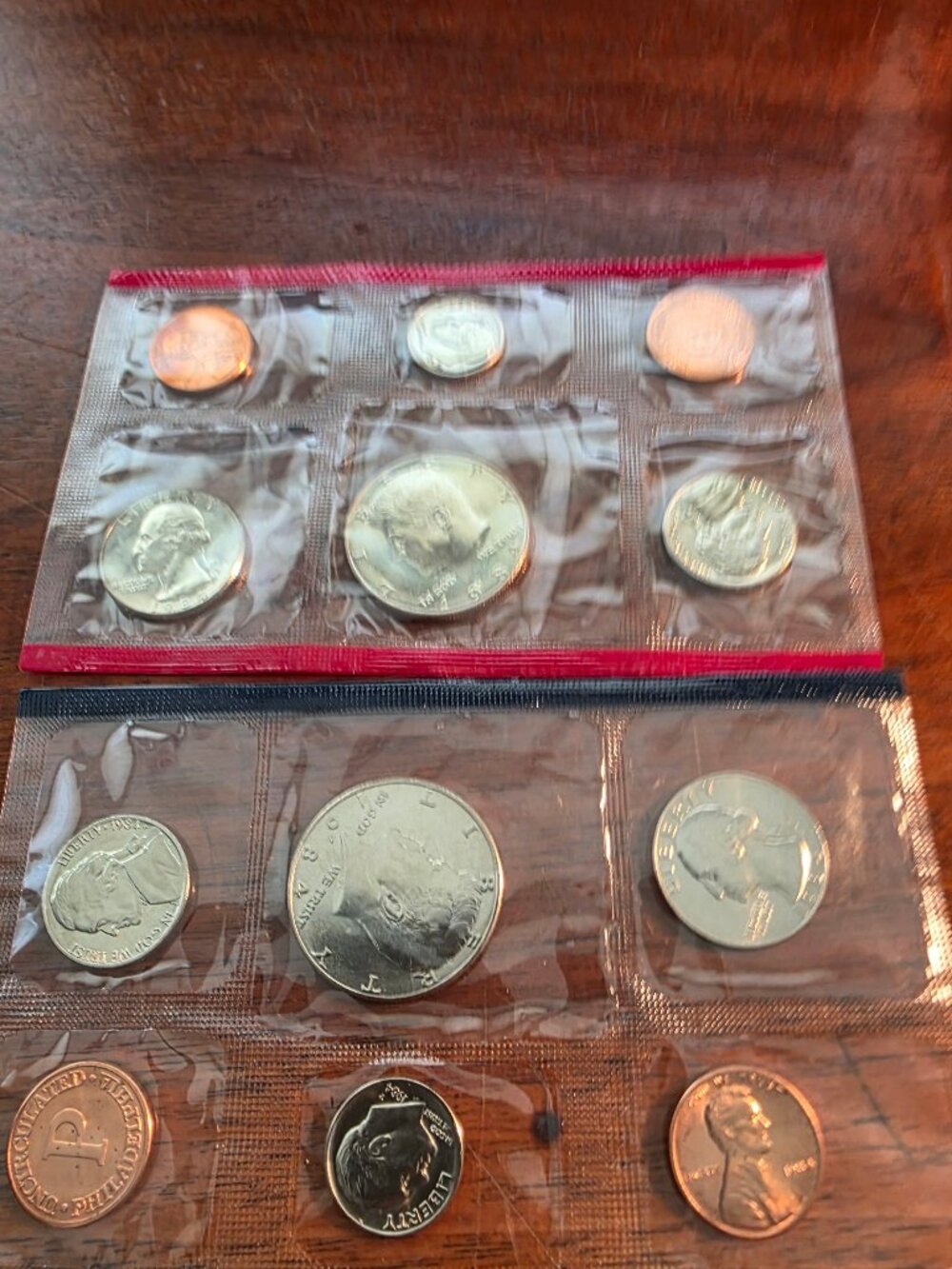 1984 P/D UNITED STATES MINT UNCIRCULATED COIN SET